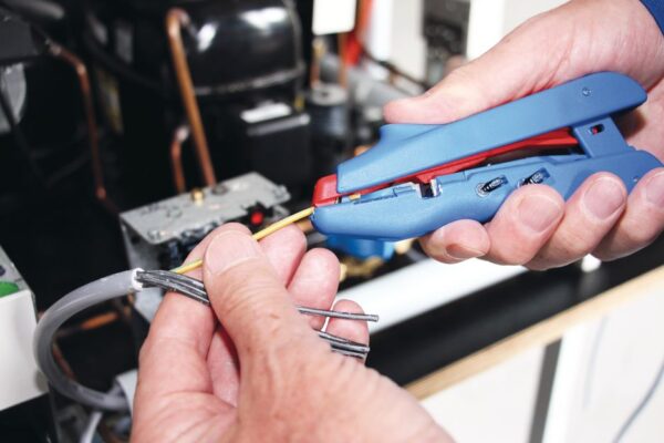Kaablikoorija, lõikur ja hülsipress WEICON Duo-crimp No 300