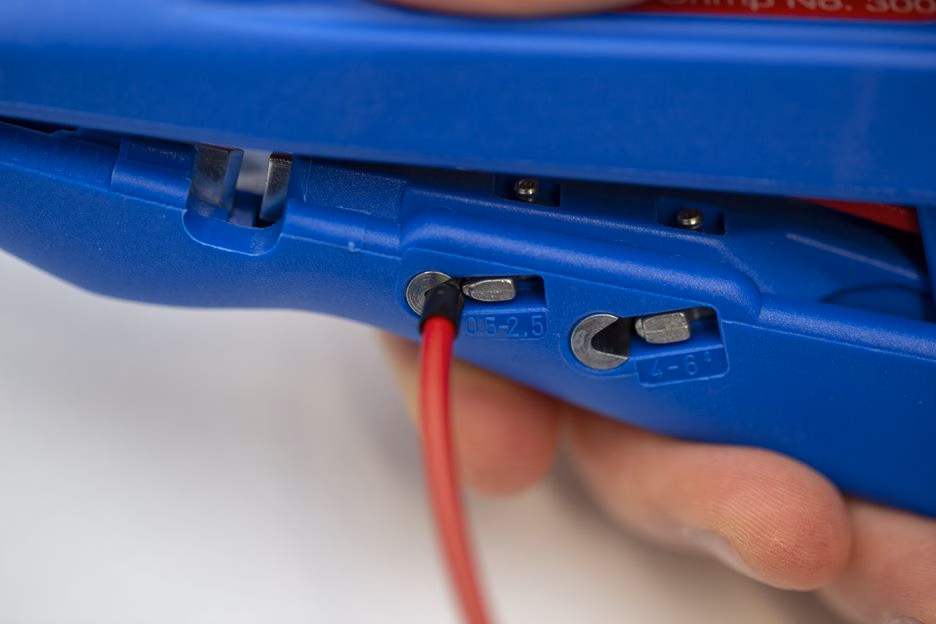 Kaablikoorija, lõikur ja hülsipress WEICON Duo-crimp No 300 - Pilt 4