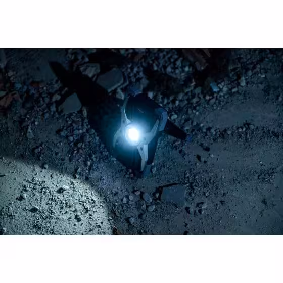 Taaslaetav LED töövalgusti RUFUS / LED töövalgusti töökojale (powerbank funktsiooniga, sh laadimiskaabel, survevalualumiiniumist korpus, 3000lm, IP65) - Pilt 7