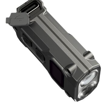 Taskulamp / võtmehoidja Nitecore TINI-3 600lm mitmevärviline, valgusvihu ulatus kuni 90m. USB-C laetav.