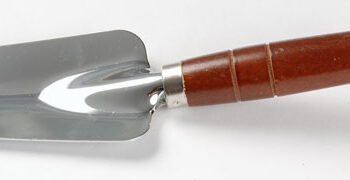 Kühvel 25cm kroom puitkäepide*