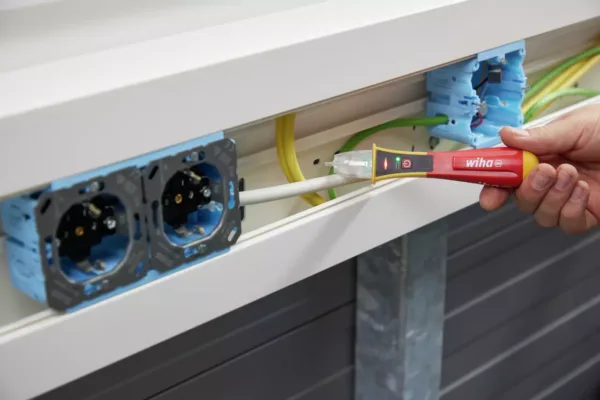 Kontaktivaba pingeindikaator 90- 1000 V AC, LED, WIHA.